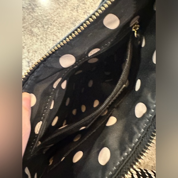 Anne Klein Shoulder Bag - Picture 4 of 7